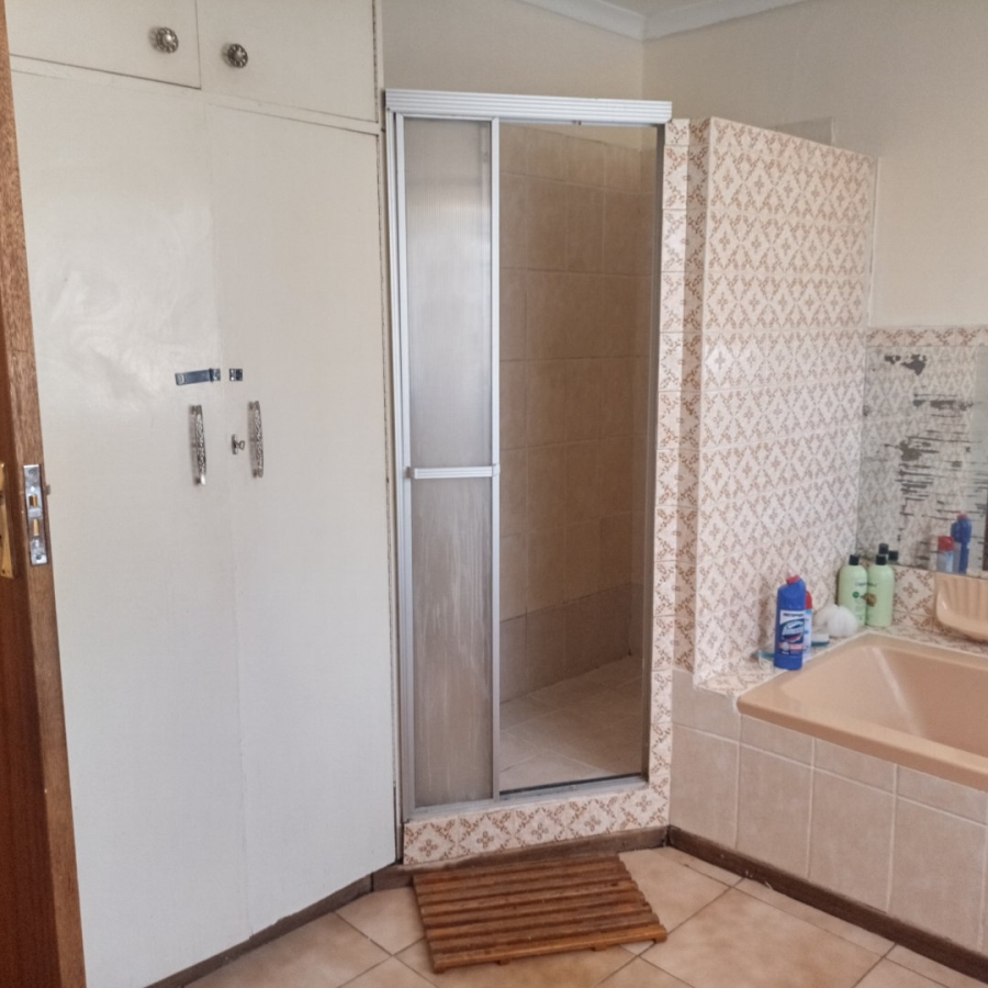 5 Bedroom Property for Sale in Brandfort Free State